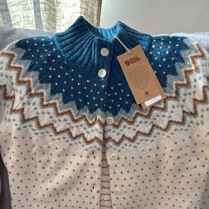 Fjällräven Blue and Cream Knit Cardigan